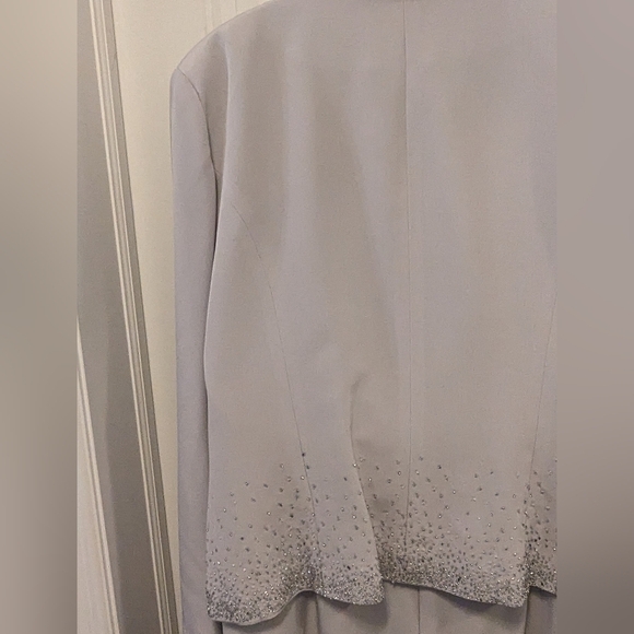 Silver beaded  2 piece lightweight dress set Size 18 - Picture 9 of 17